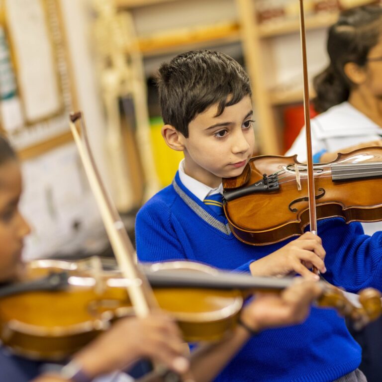 children playing the violin